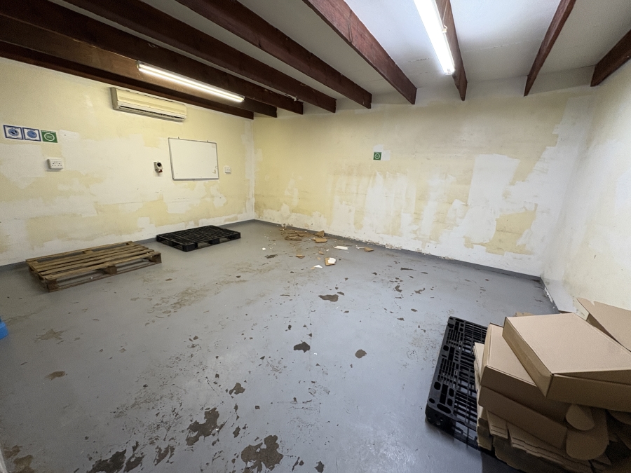 Commercial Property for Sale in Wilsonia Eastern Cape